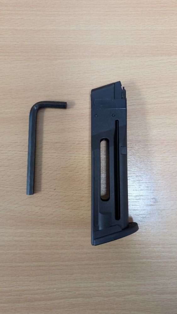 SIG Sauer P320x Carry 4.5mm/.177 Co2 Magazine (21 Rounds) SIG Sauer P320x Carry 4.5mm/.177 Co2 Magazine (21 Rounds)