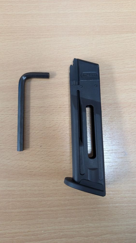 SIG Sauer P320x Carry 4.5mm/.177 Co2 Magazine (21 Rounds) SIG Sauer P320x Carry 4.5mm/.177 Co2 Magazine (21 Rounds)